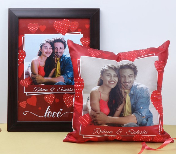 List of 5 Thoughtful Personalized Gifts for Celebrating Anniversary