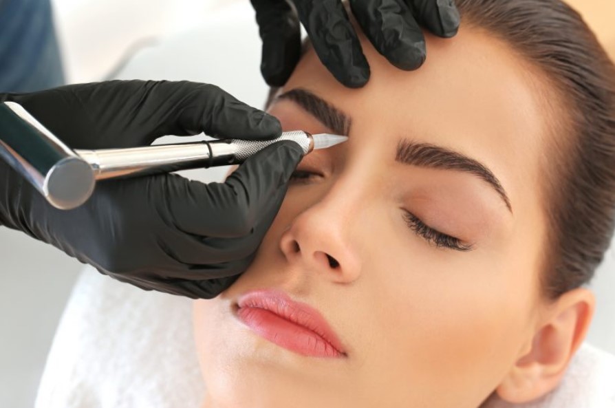 5 Things You Should Know About the Eyebrow Embroidery Process 5 Things You Should Know About the Eyebrow Embroidery Process